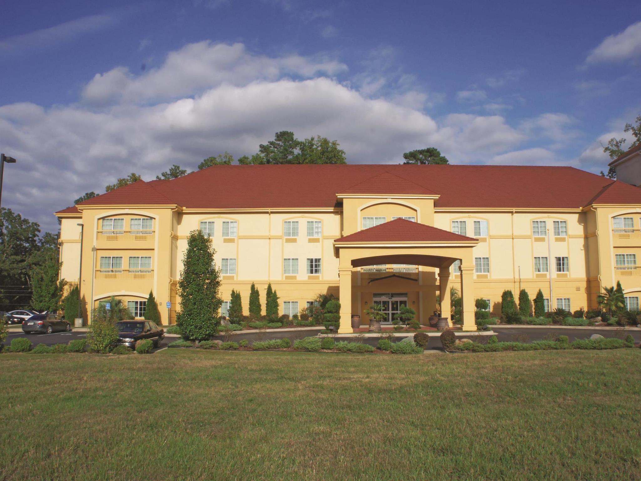 La Quinta Inn & Suites Fultondale Exteriör bild