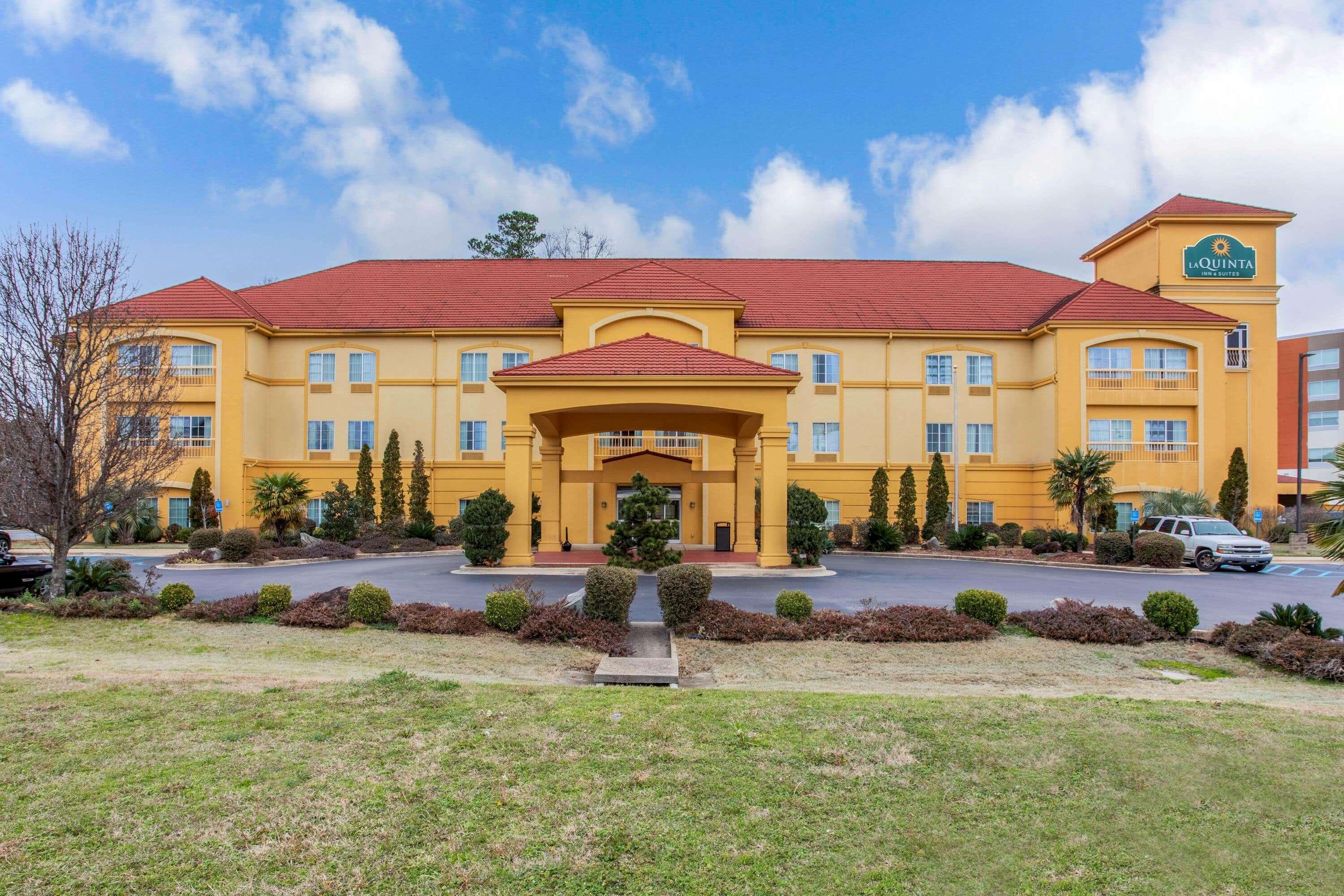 La Quinta Inn & Suites Fultondale Exteriör bild