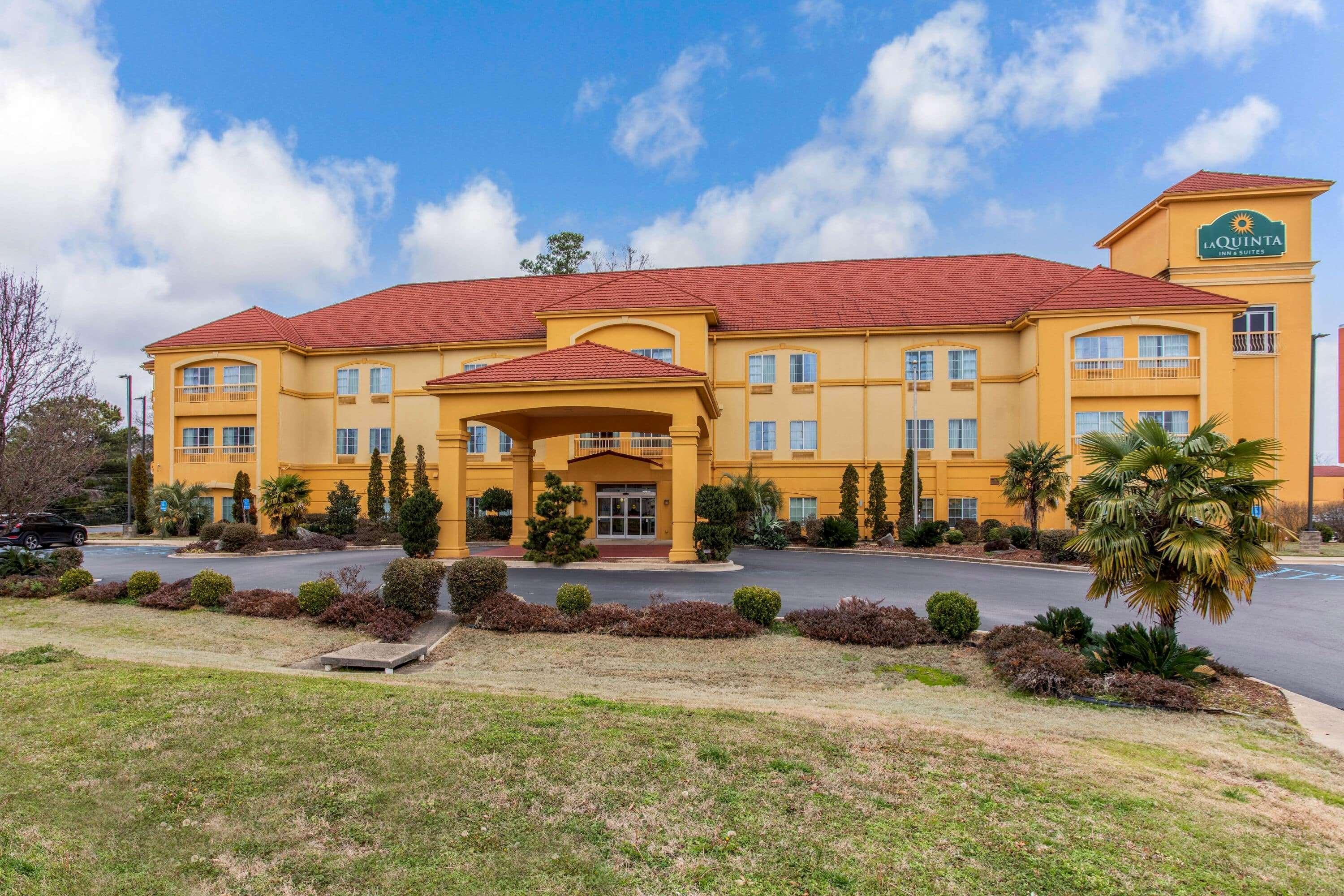 La Quinta Inn & Suites Fultondale Exteriör bild
