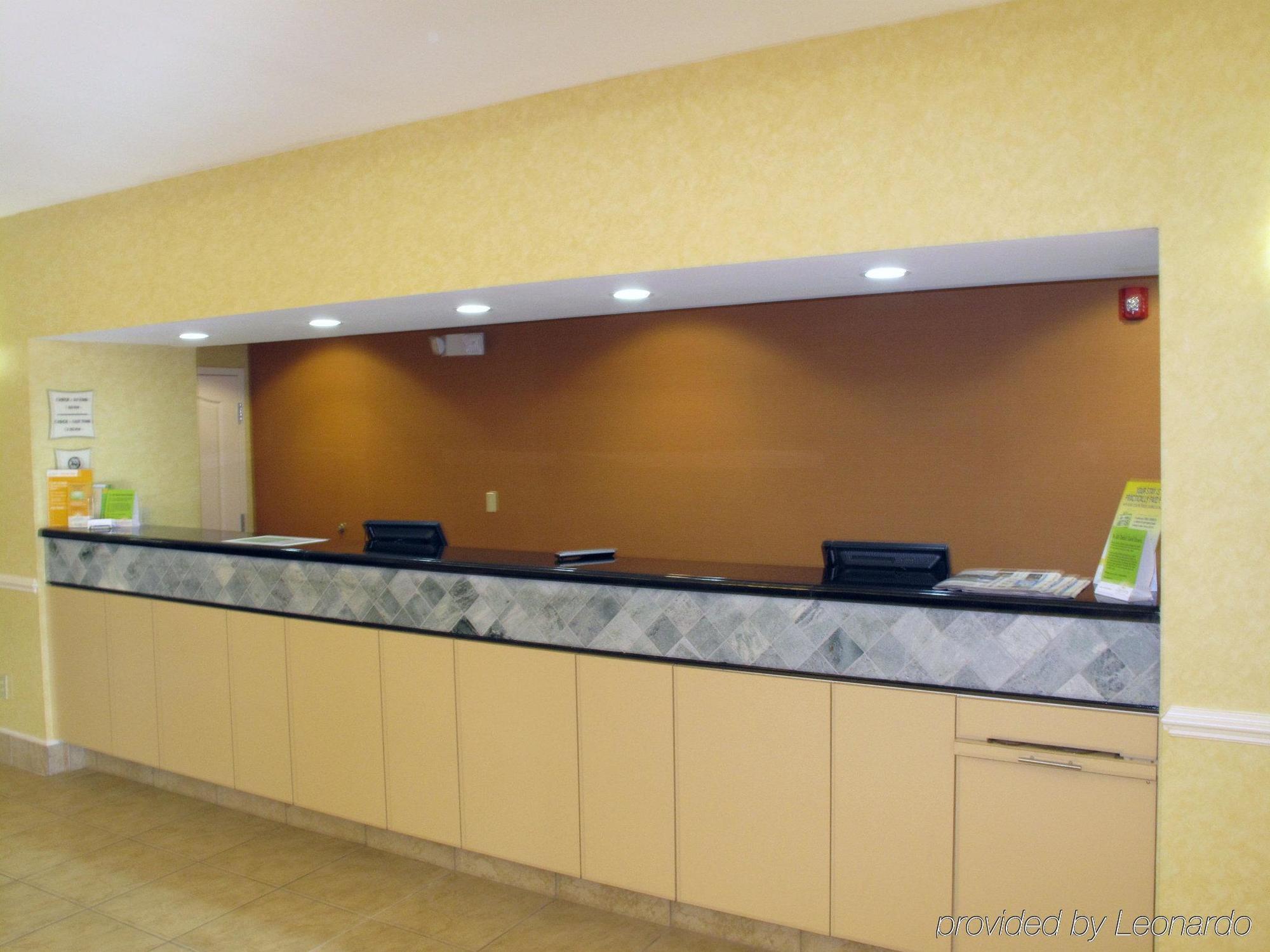 La Quinta Inn & Suites Fultondale Exteriör bild